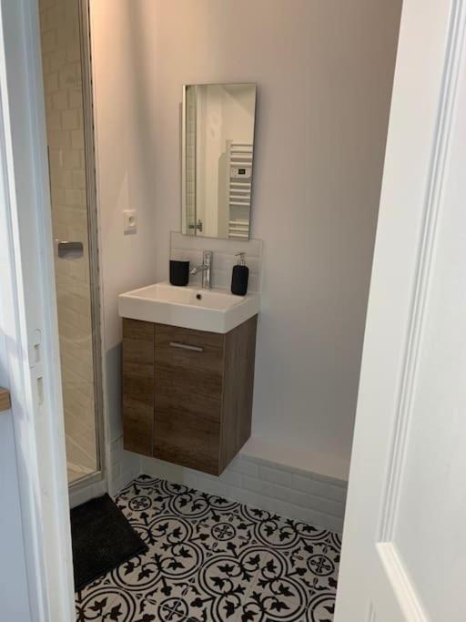 Studio Cosy A 12 Min A Pieds De La Gare 里摩日 外观 照片