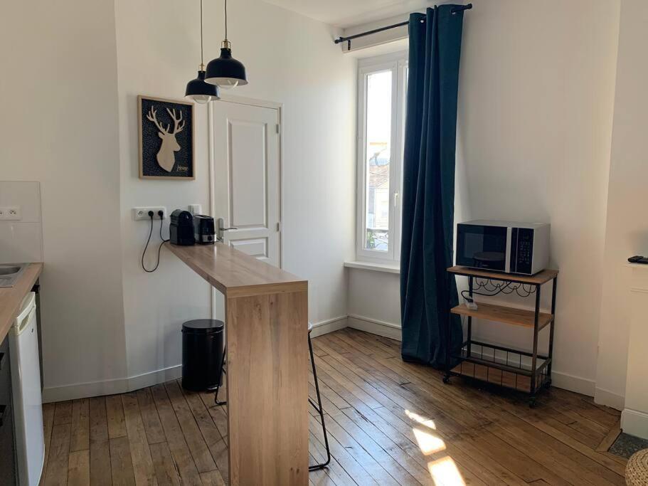 Studio Cosy A 12 Min A Pieds De La Gare 里摩日 外观 照片